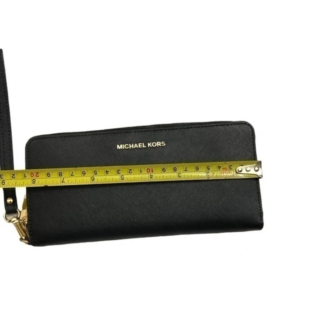Michael kors black zipper clutch wallet wristlet